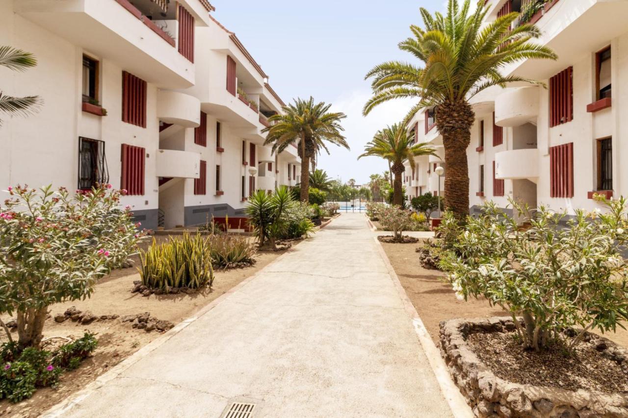 Homeforguest New Modern Apartment With Pool Arona  Buitenkant foto